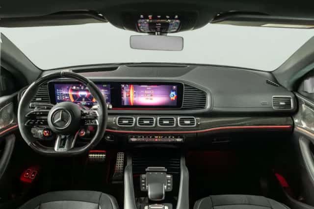 Mercedes-AMG GLE (2025) thumbnail 2