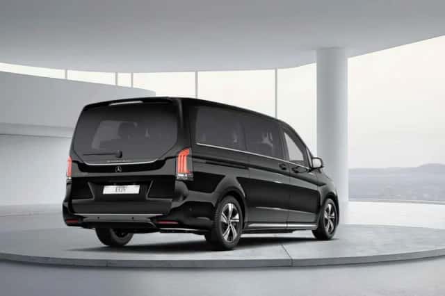Mercedes-Benz EQV (2026) thumbnail 2