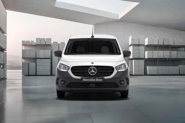 Mercedes-Benz eCitan (2026) thumbnail 6