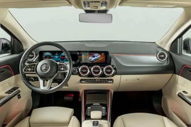 Mercedes-Benz EQA (2021) thumbnail 3