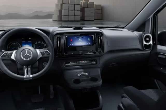 Mercedes-Benz eVito (2026) thumbnail 3