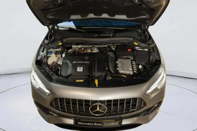 Mercedes-AMG GLA (2022) thumbnail 6