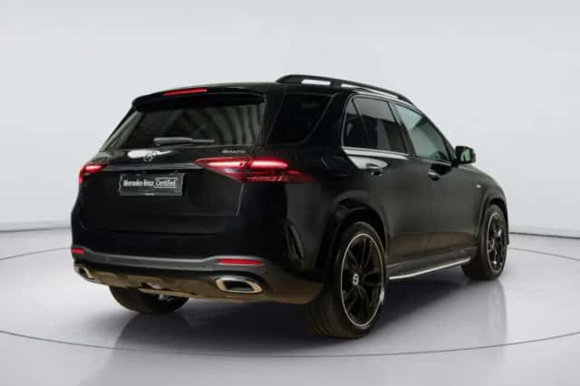 Mercedes-Benz GLE (2025) thumbnail 2
