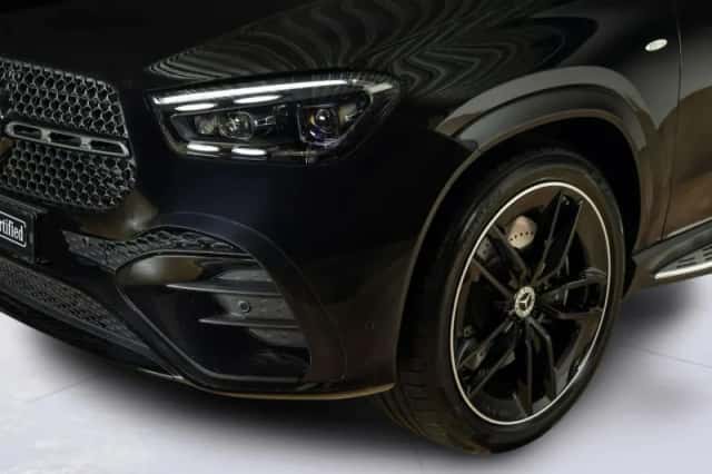 Mercedes-Benz GLE (2025) thumbnail 6