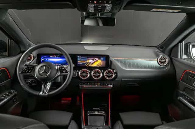 Mercedes-Benz EQA (2026) thumbnail 3