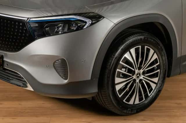 Mercedes-Benz EQB (2026) thumbnail 6