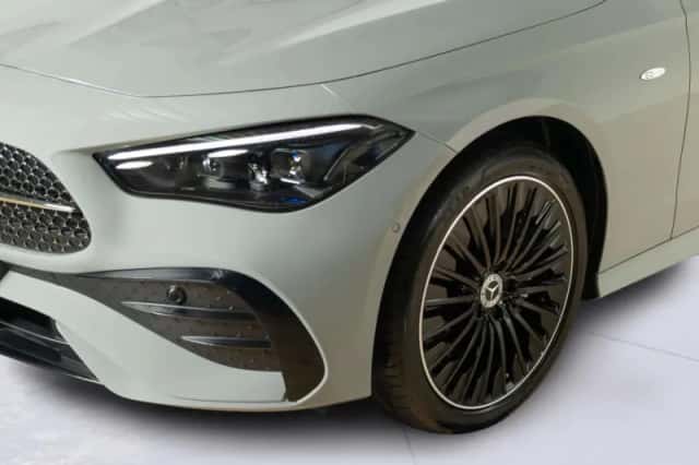 Mercedes-Benz CLE (2025) thumbnail 6