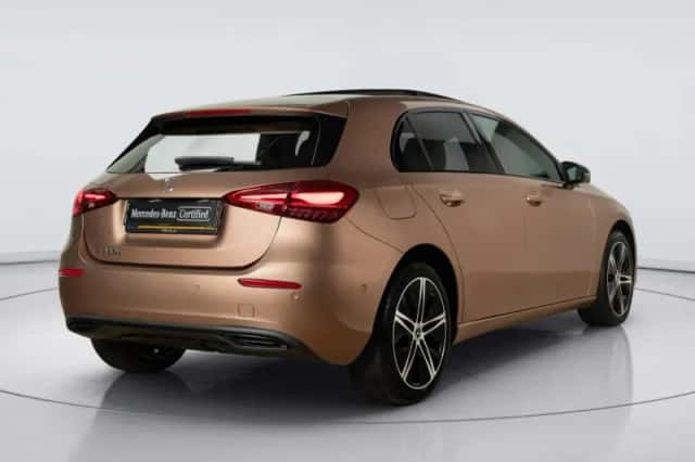 Mercedes-Benz A-Klasse (2023) thumbnail 2