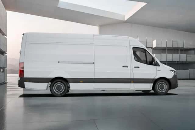 Mercedes-Benz eSprinter (2026) thumbnail 6
