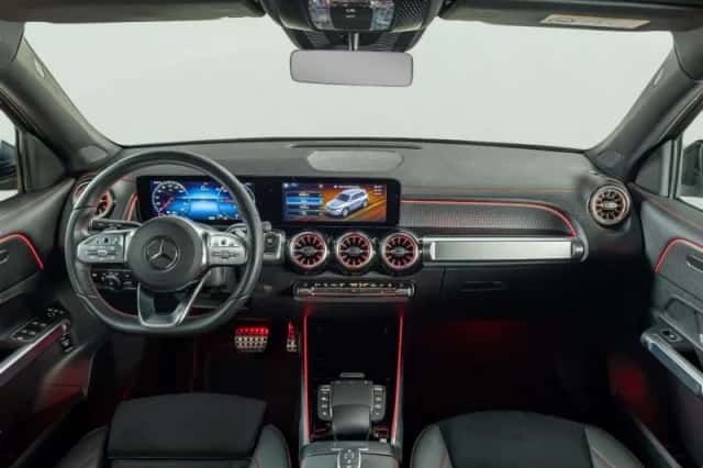 Mercedes-Benz EQB (2022) thumbnail 3