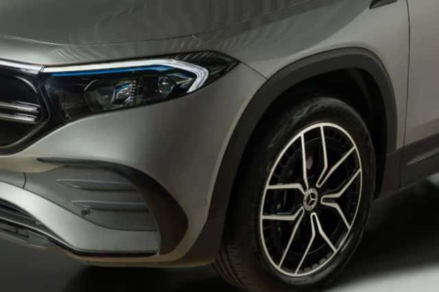 Mercedes-Benz EQB (2022) thumbnail 6