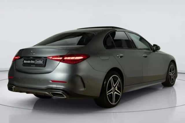 Mercedes-Benz C-Klasse (2024) thumbnail 2