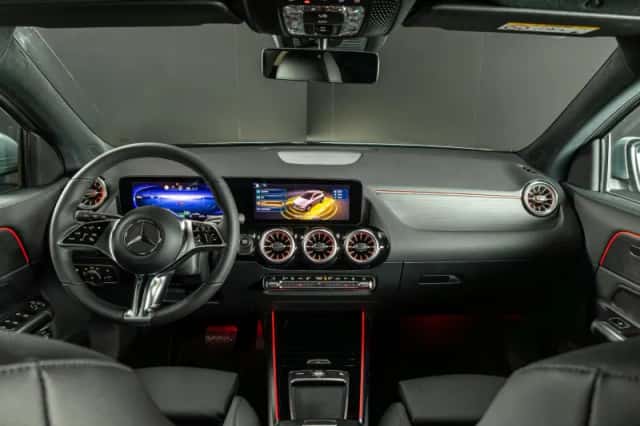 Mercedes-Benz EQA (2026) thumbnail 3