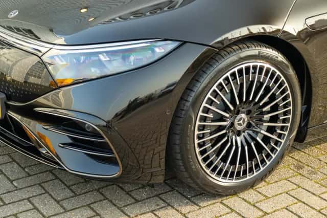 Mercedes-Benz EQS (2026) thumbnail 6