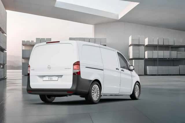Mercedes-Benz Vito (2026) thumbnail 2