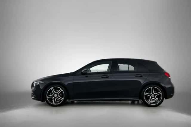 Mercedes-Benz A-Klasse (2022) thumbnail 2