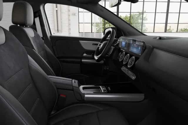 Mercedes-Benz GLA (2026) thumbnail 5