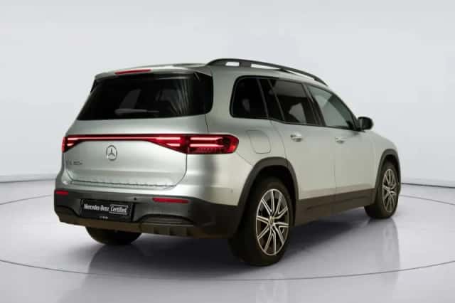 Mercedes-Benz EQB (2026) thumbnail 2