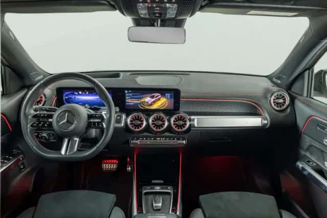 Mercedes-Benz EQB (2026) thumbnail 3