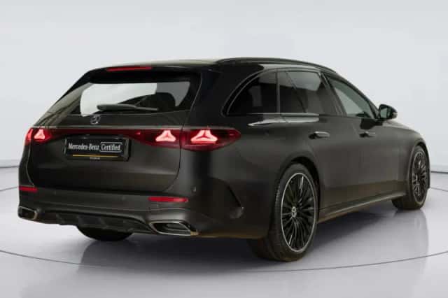 Mercedes-Benz E-Klasse (2024) thumbnail 2