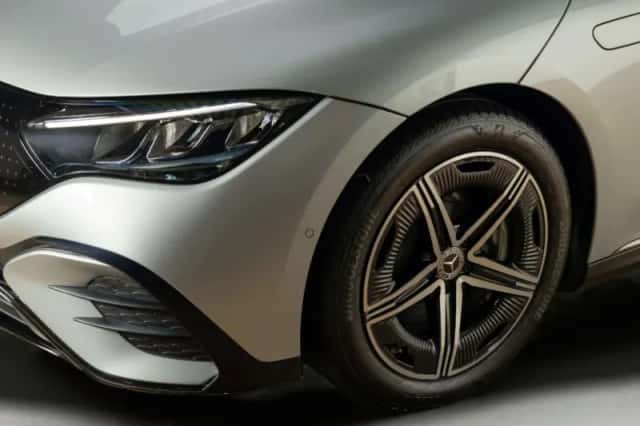 Mercedes-Benz EQE (2025) thumbnail 6