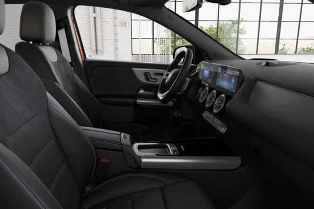 Mercedes-Benz GLA (2026) thumbnail 5