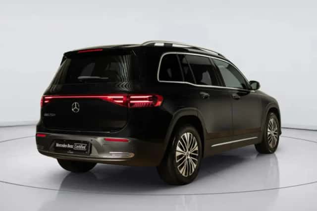 Mercedes-Benz EQB (2026) thumbnail 2