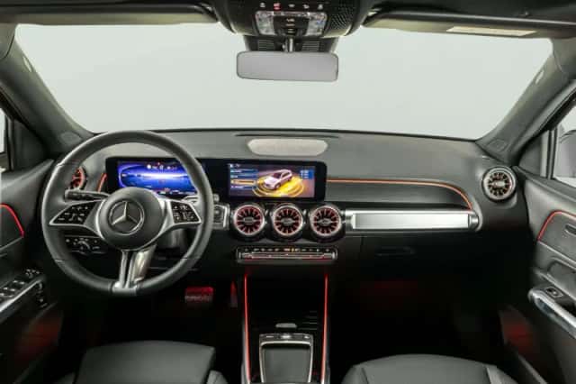 Mercedes-Benz EQB (2026) thumbnail 3