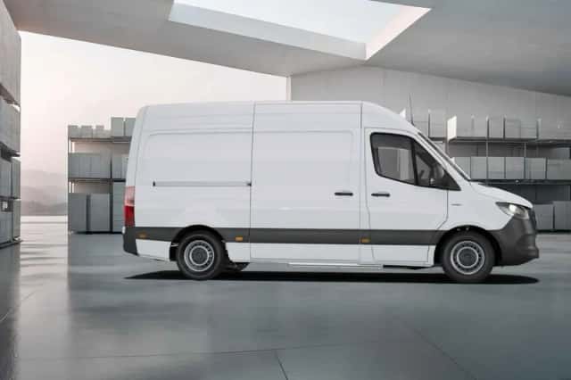 Mercedes-Benz eSprinter (2024) thumbnail 6