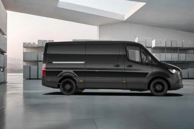 Mercedes-Benz eSprinter (2024) thumbnail 6