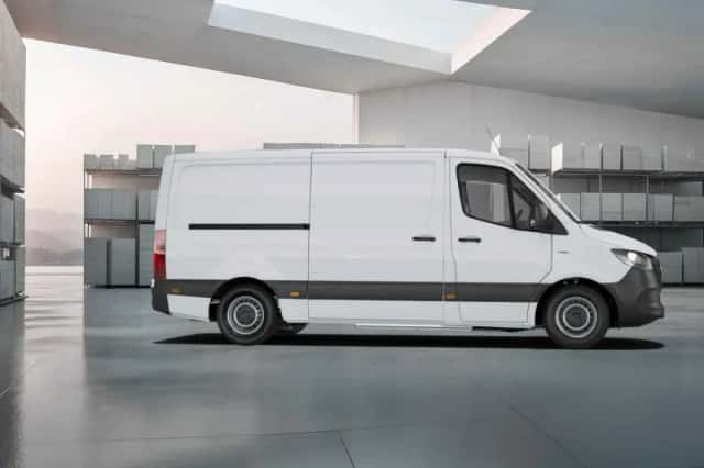 Mercedes-Benz eSprinter (2024) thumbnail 6