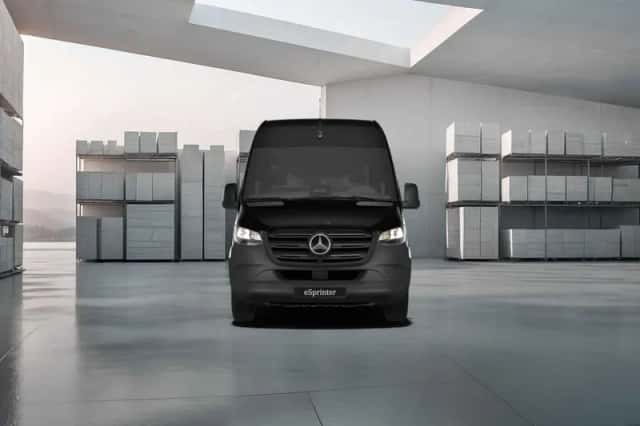 Mercedes-Benz eSprinter (2024) thumbnail 5