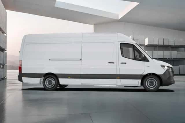 Mercedes-Benz eSprinter (2024) thumbnail 6