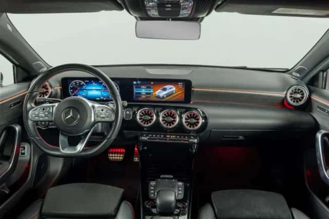 Mercedes-Benz A-Klasse (2020) thumbnail 3