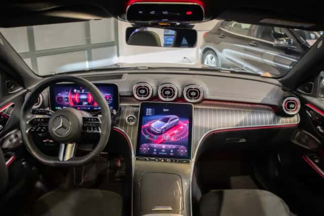 Mercedes-Benz C-Klasse (2025) thumbnail 3