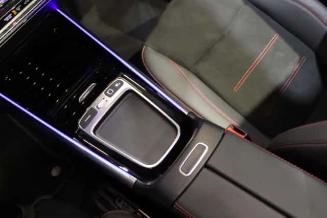 Mercedes-Benz EQB (2025) thumbnail 18