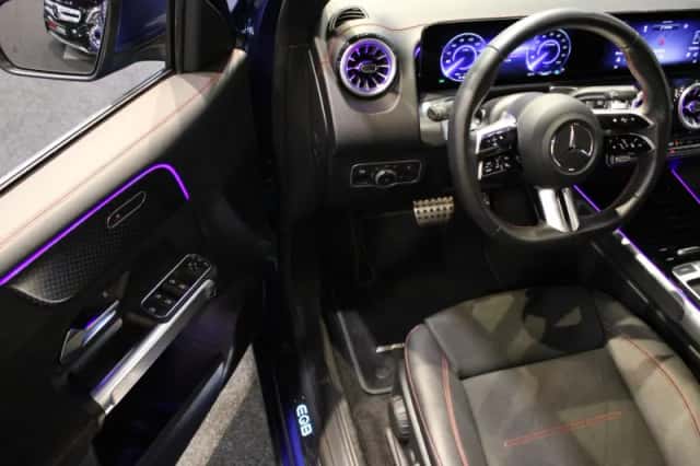 Mercedes-Benz EQB (2025) thumbnail 24