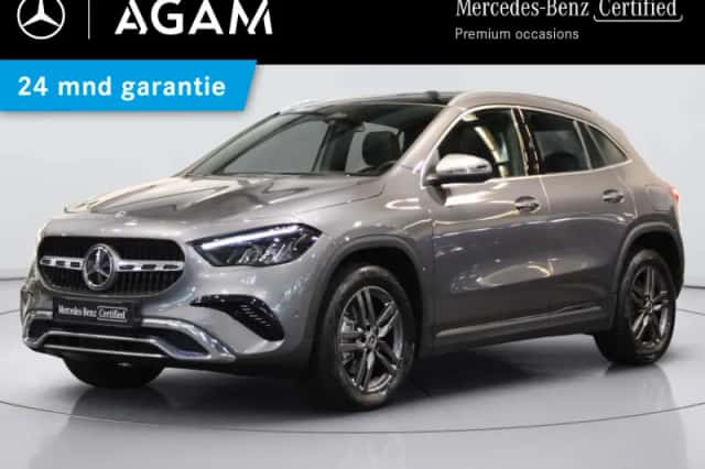 Mercedes-Benz GLA (2024) thumbnail 1