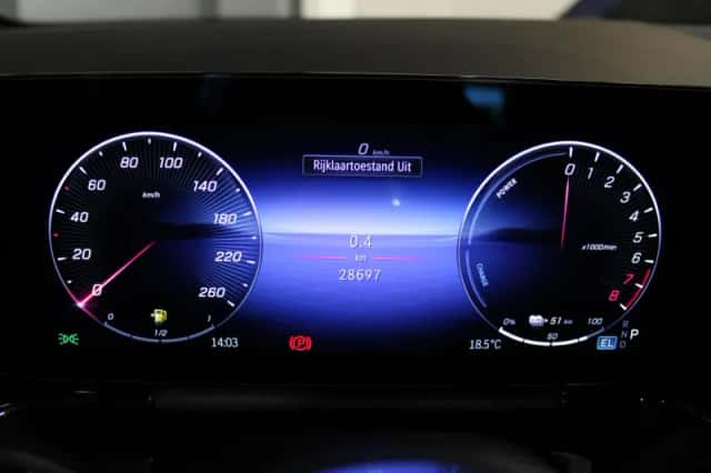 Mercedes-Benz GLA (2024) thumbnail 15