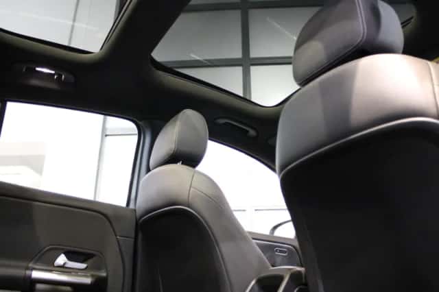 Mercedes-Benz GLA (2024) thumbnail 21