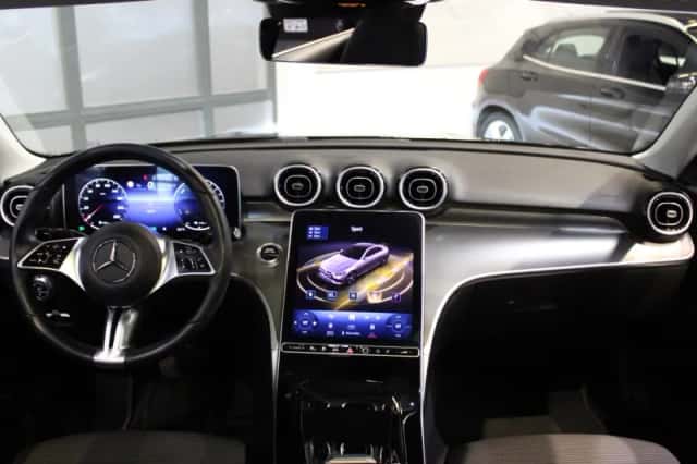 Mercedes-Benz C-Klasse (2024) thumbnail 3