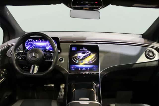 Mercedes-Benz EQE (2023) thumbnail 3