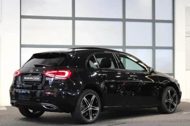 Mercedes-Benz A-Klasse (2023) thumbnail 2