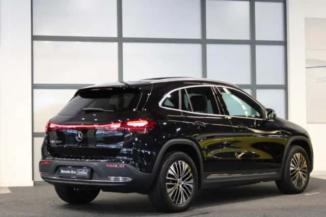 Mercedes-Benz EQA (2025) thumbnail 2