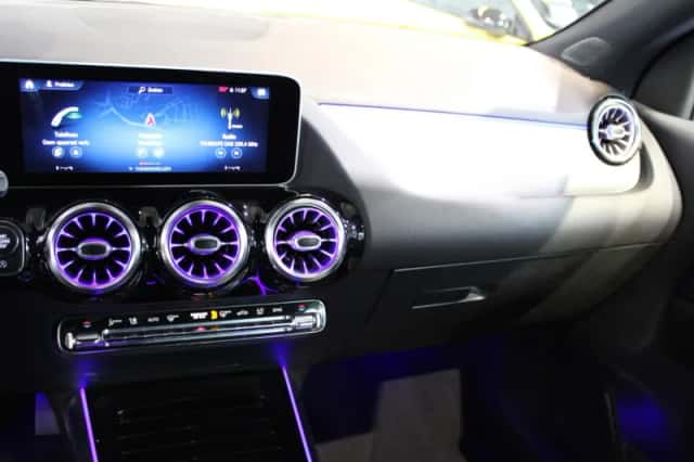 Mercedes-Benz GLA (2020) thumbnail 17