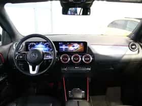 Mercedes-Benz GLA (2020) thumbnail 3