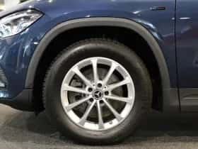 Mercedes-Benz GLA (2021) thumbnail 7