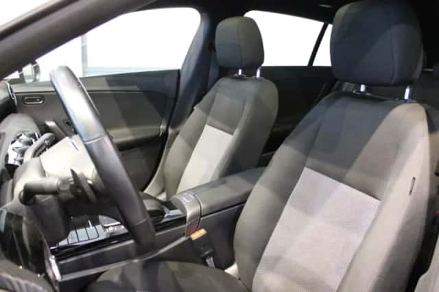 Mercedes-Benz CLA-Klasse (2021) thumbnail 9