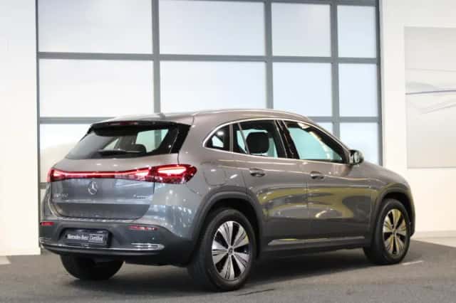 Mercedes-Benz EQA (2024) thumbnail 2