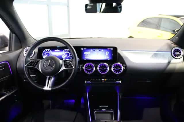 Mercedes-Benz EQA (2024) thumbnail 11